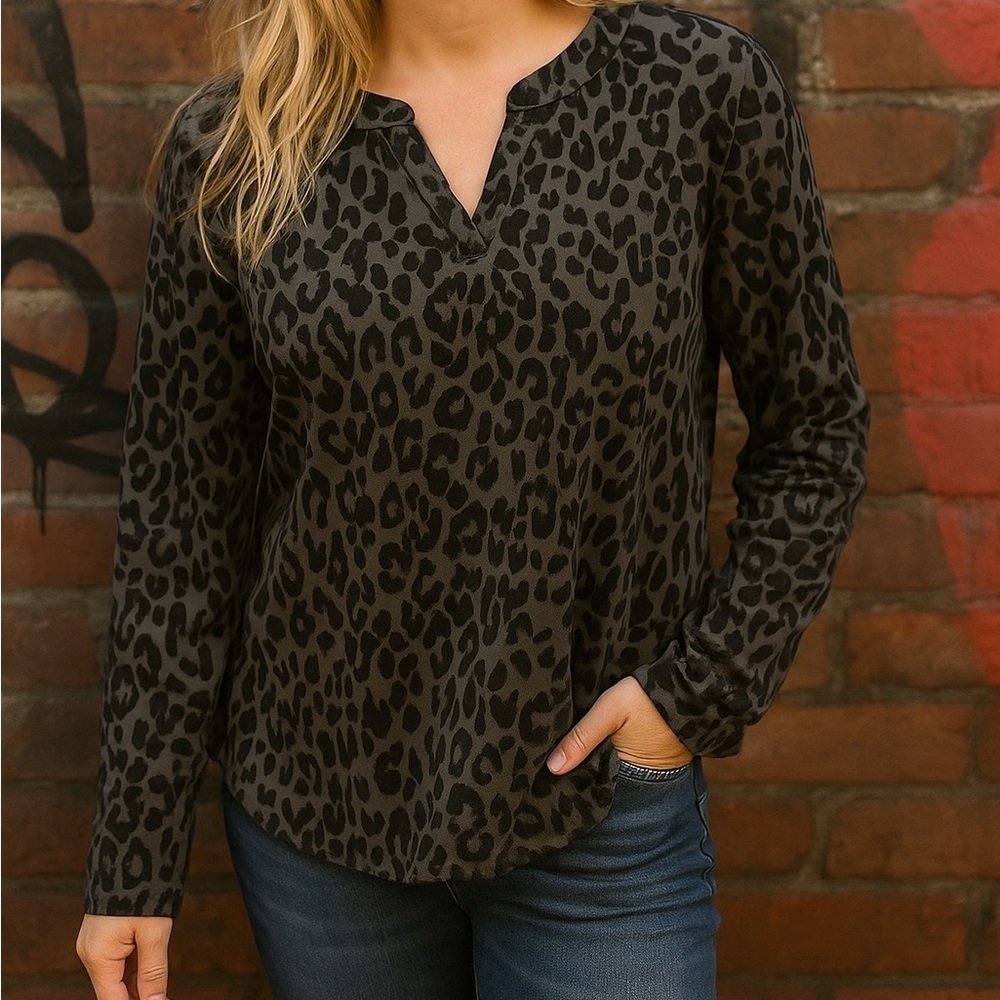 Anne Klein black leopard blouse
